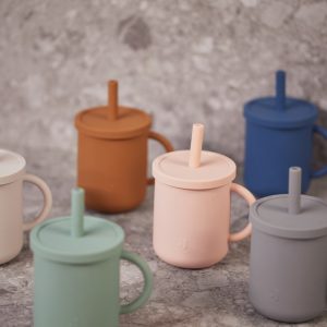 Trinkbecher mit Trinkhalm- Silikon